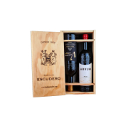 Bodegas Escudero Családi Válogatás Fadobozban (3L)