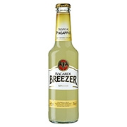 Bacardi Breezer Ananász 0,275 liter 4%