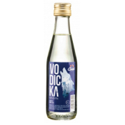 Csévi Vodicka Vodka Ízű Szeszesital 0,2L 33%