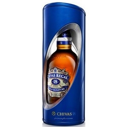 Chivas Regal 18 Pininfaria whisky 0,7L 18 éves